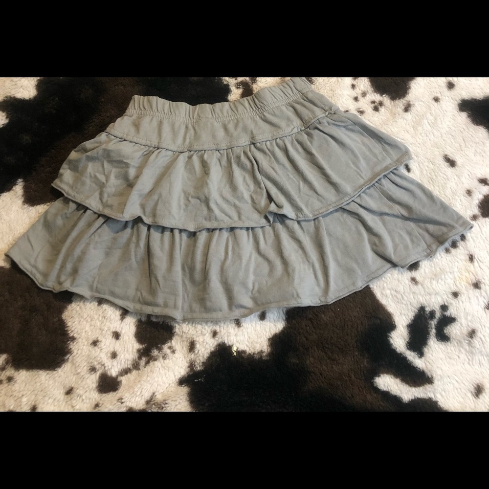 Grey skirt - Picture 2 of 3